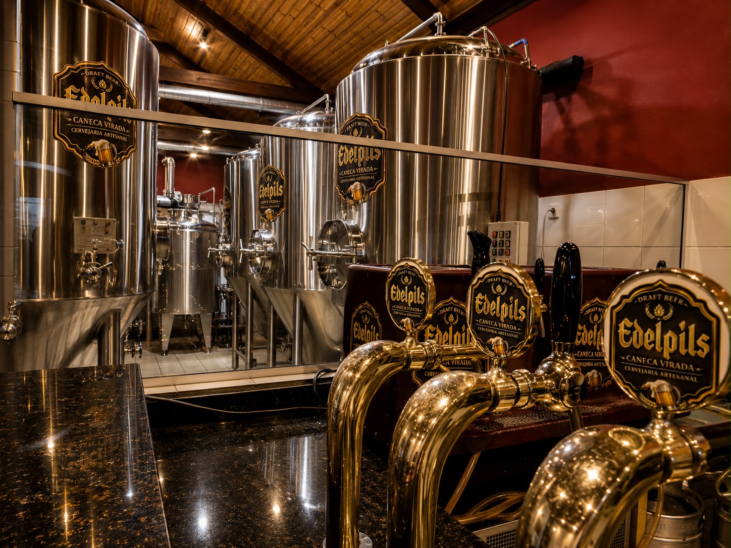 Torneiras Edelpils na chopeira da fábrica